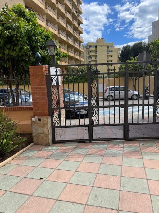 Estudio En Fuengirola Con Vistas Al Mar Екстериор снимка