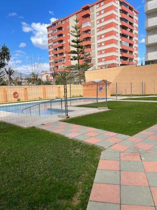 Estudio En Fuengirola Con Vistas Al Mar Екстериор снимка