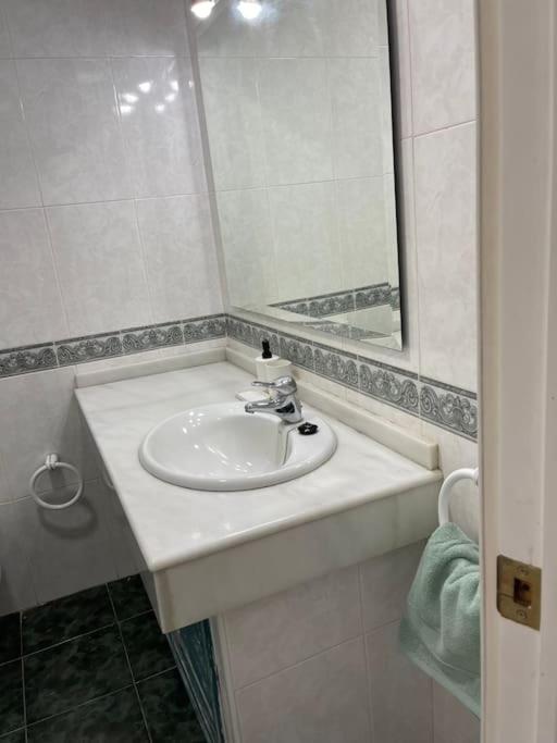 Estudio En Fuengirola Con Vistas Al Mar Екстериор снимка